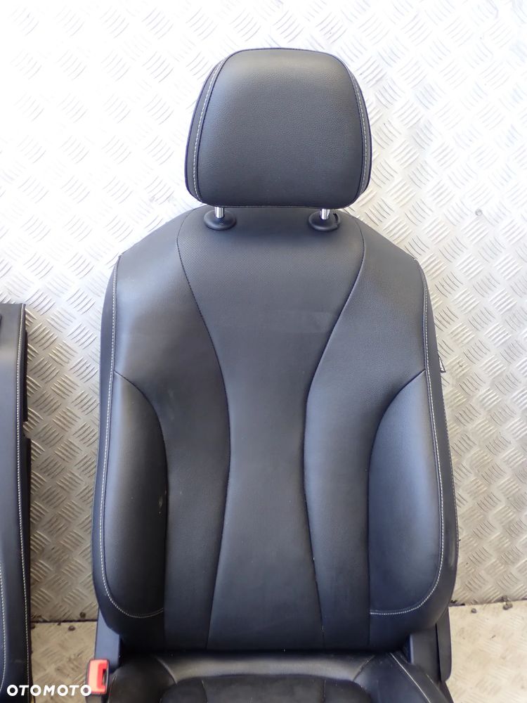 MG MG5  FOTEL PRZEDNI PRAWY / LEWY ORAZ KANAPA TYLNIA SKÓRA KOMPLET - 6