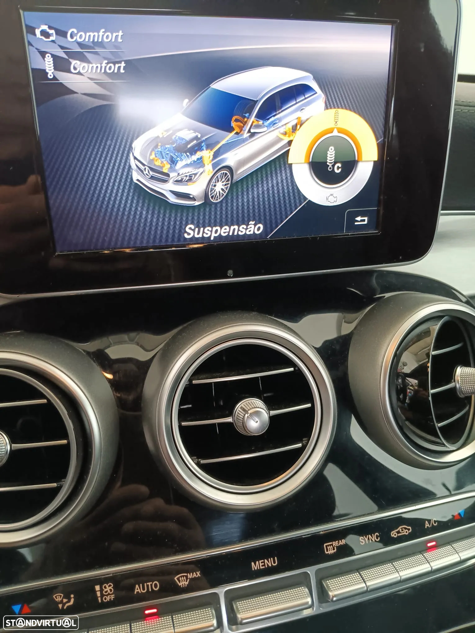 Mercedes-Benz C 300 BlueTEC Hybrid AMG Line - 9