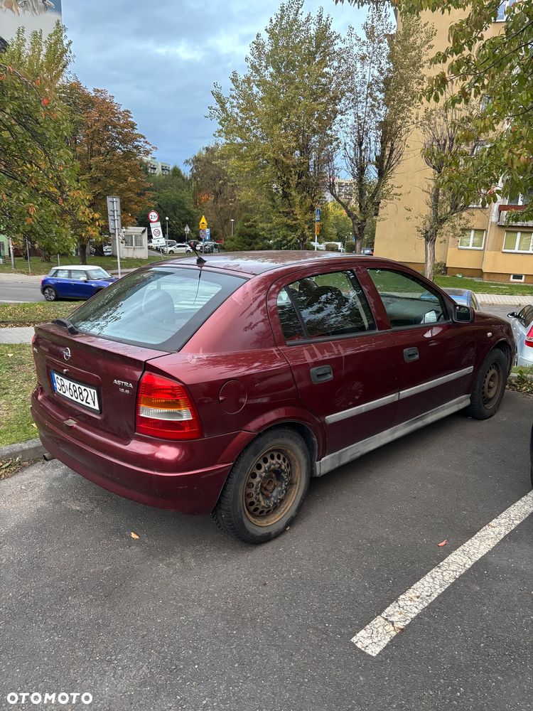 Opel Astra 1.6 - 3