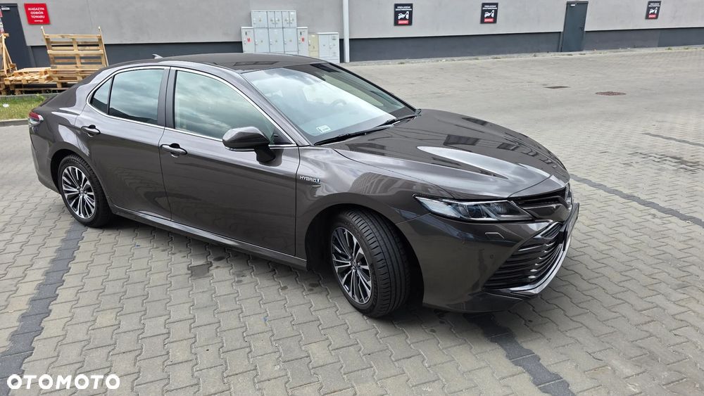 Toyota Camry 2.5 Hybrid Comfort CVT - 11