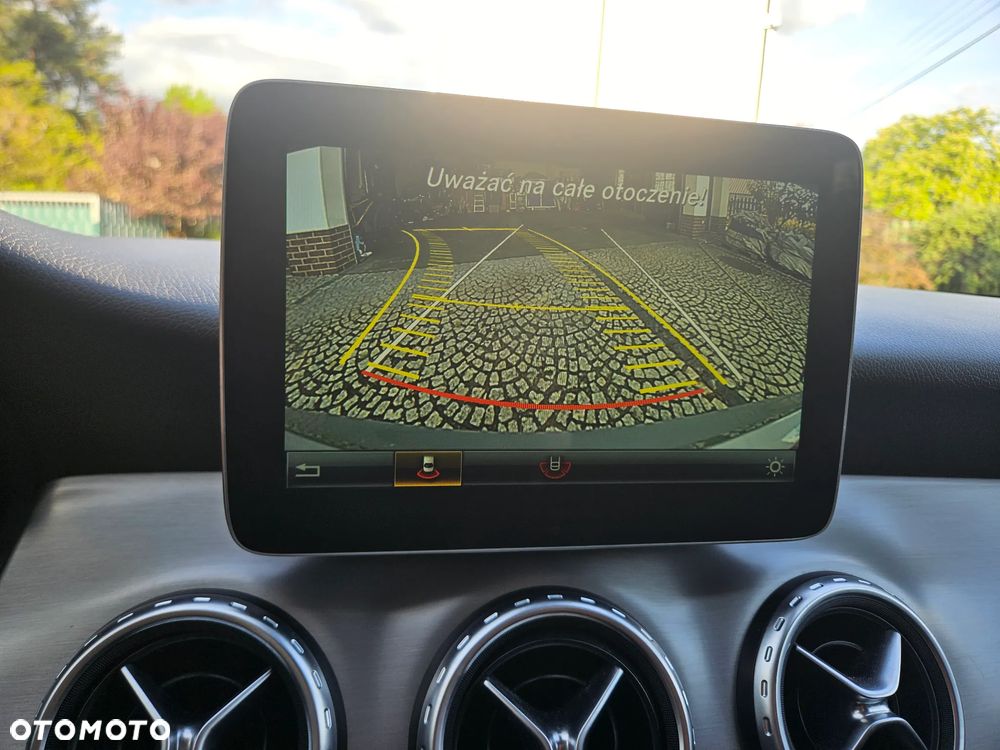 Mercedes-Benz CLA 180 d 7G-DCT AMG Line - 7