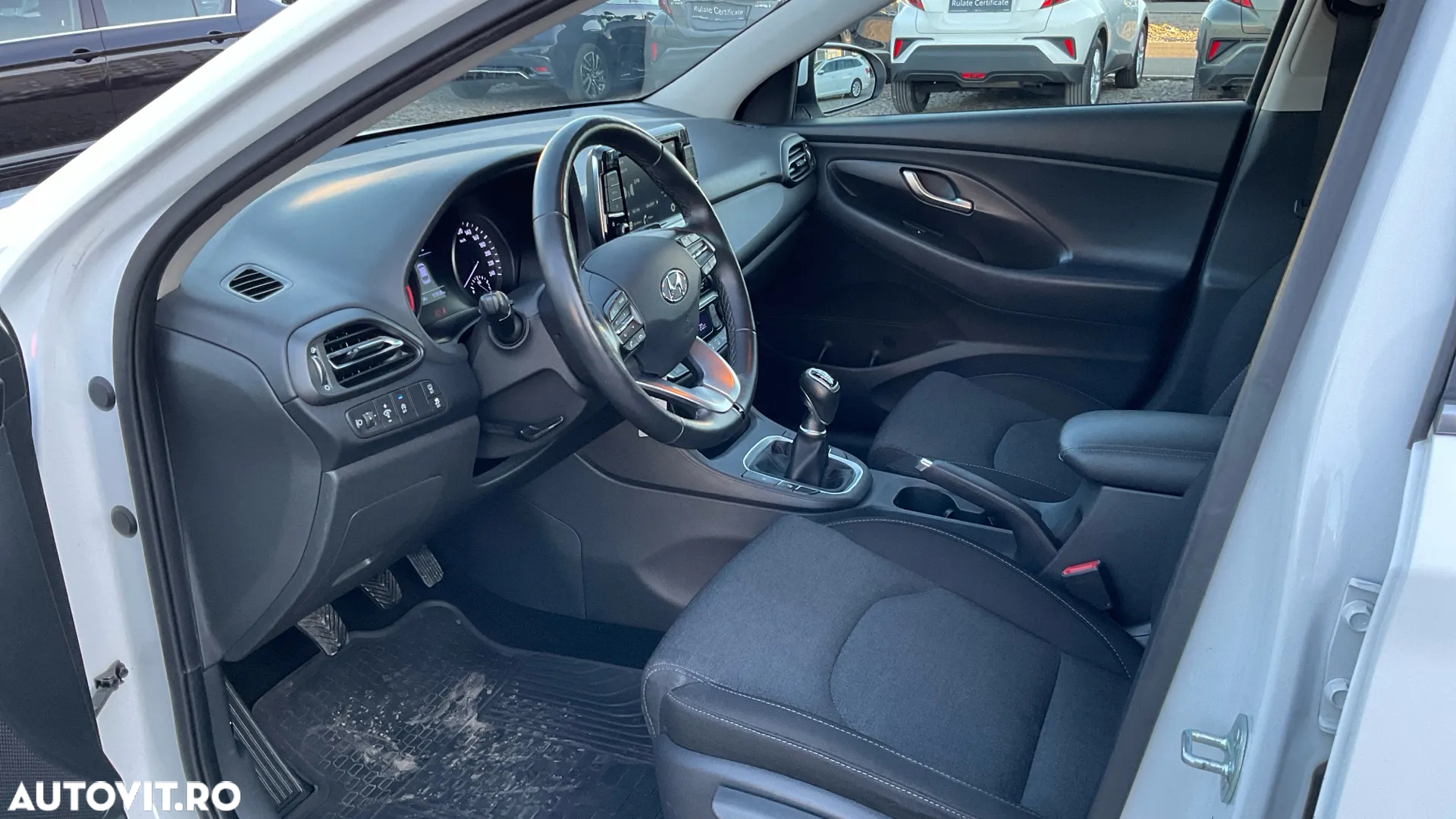 Hyundai i30 1.5 110CP 5DR M/T Highway - 17
