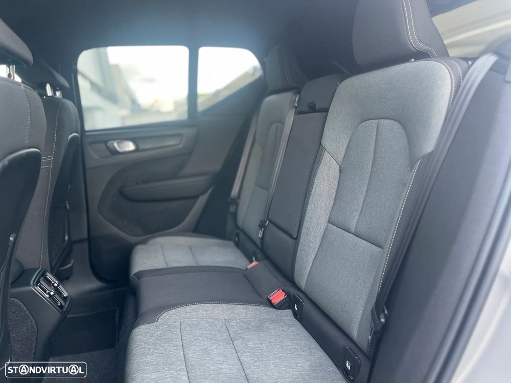 Volvo XC 40 2.0 B3 Core - 18