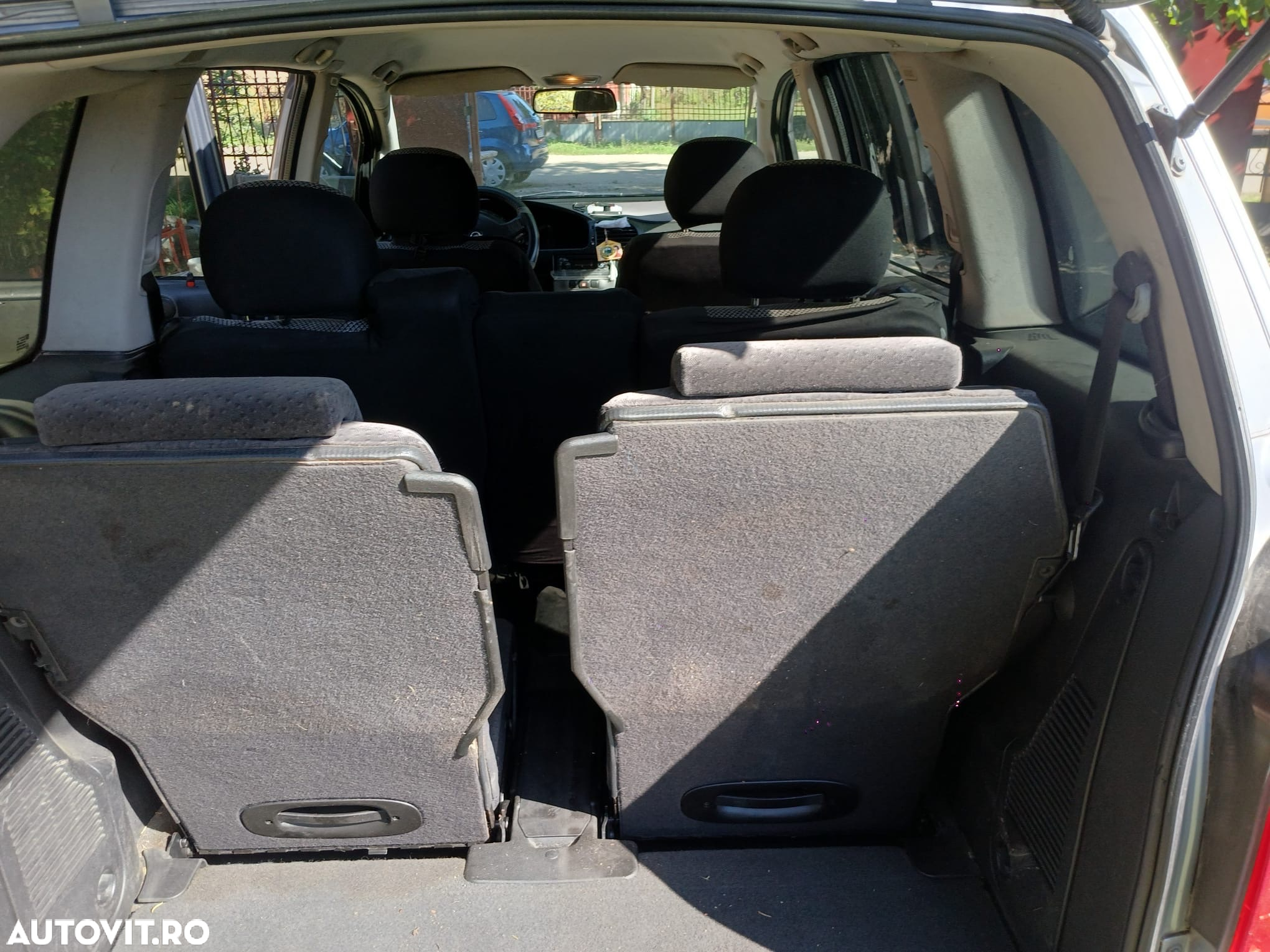 Opel Zafira 2.0 TDi Comfort - 8