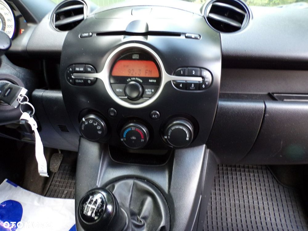 Mazda 2 - 20