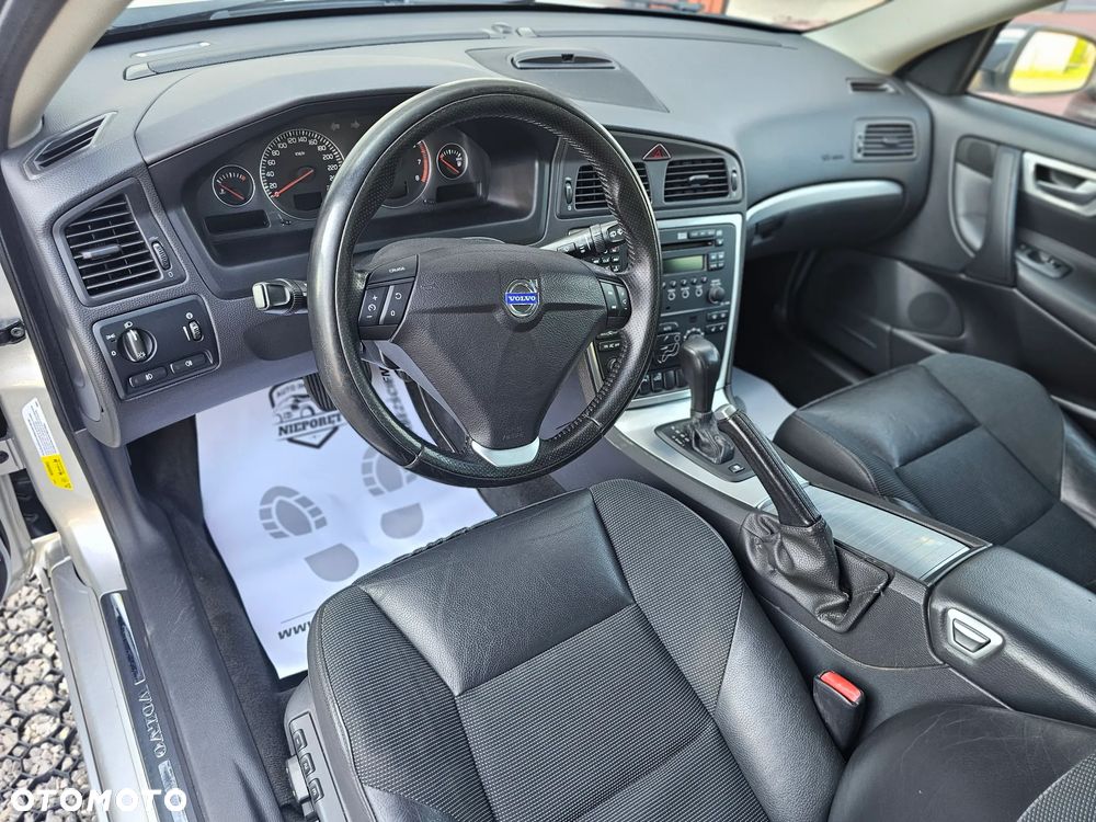 Volvo V70 2.5T AWD Edition Sport - 12
