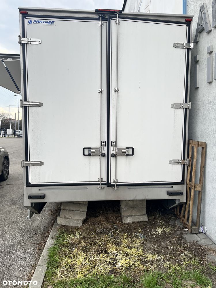 Zabudowa na Mercedes Benz - 7