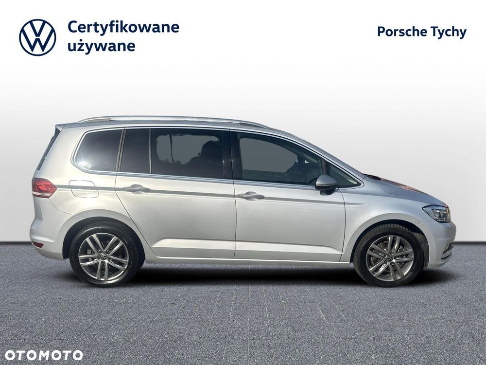 Volkswagen Touran - 4