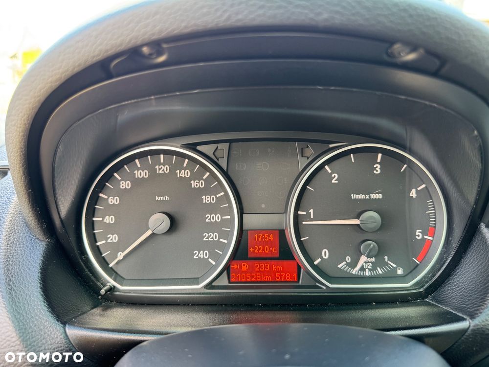 BMW Seria 1 118d - 9
