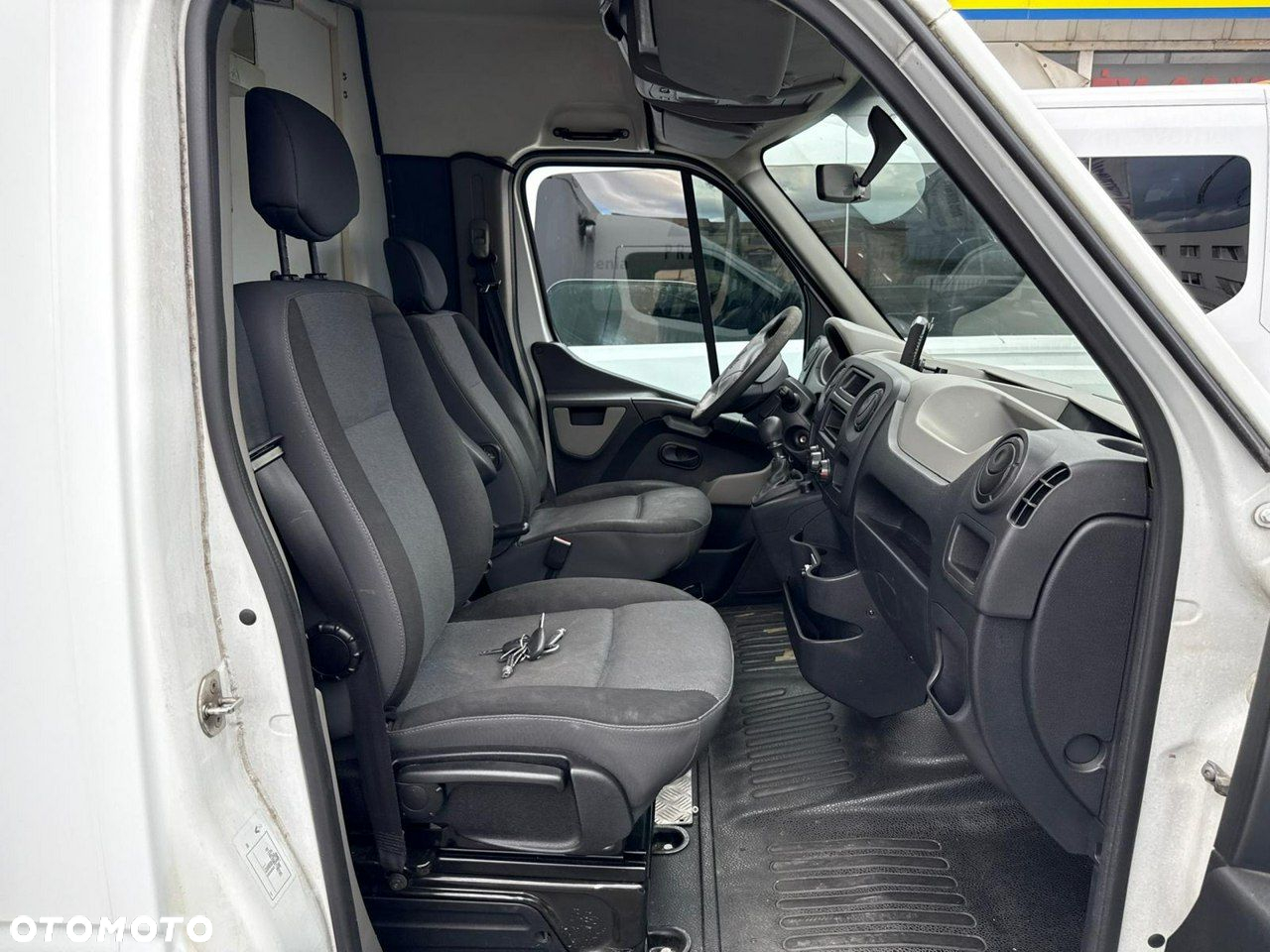 Renault Master - 24