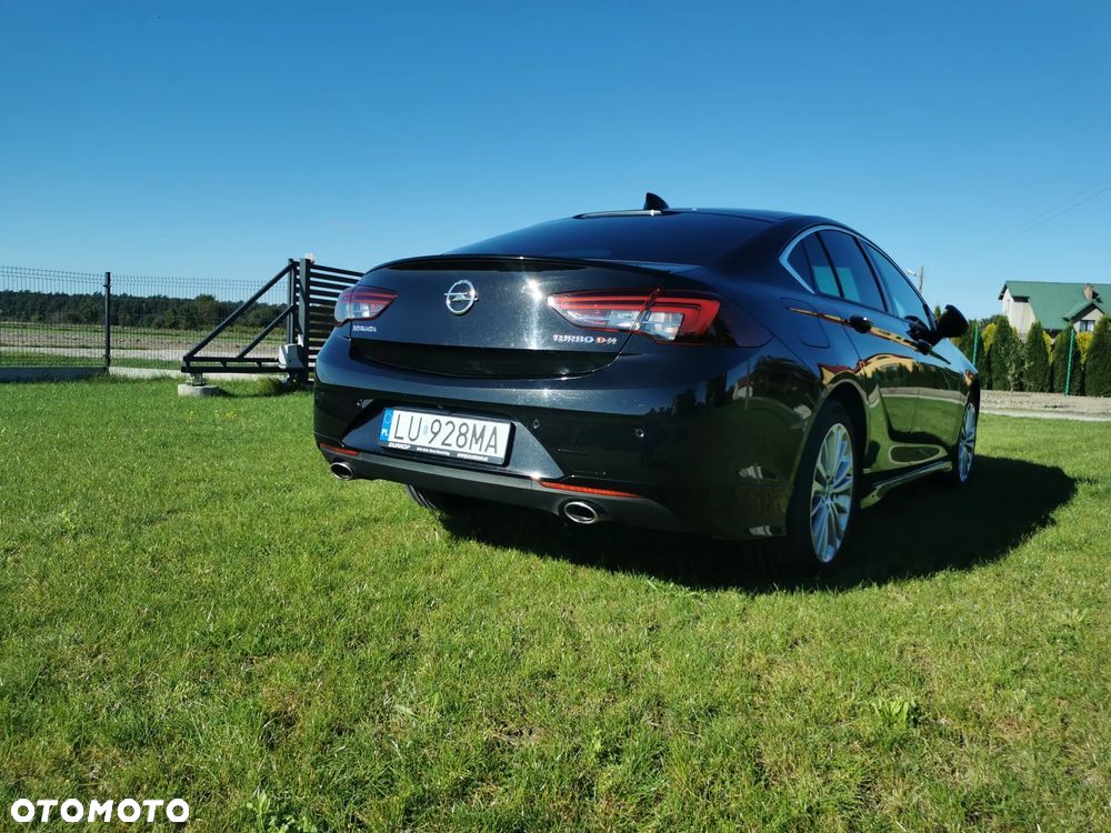 Opel Insignia - 11