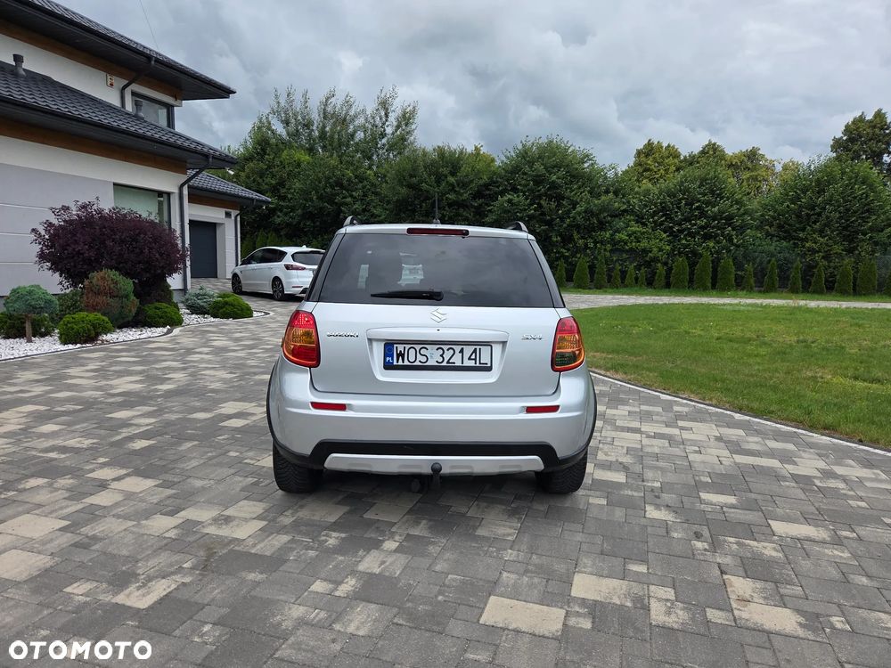 Suzuki SX4 1.6 VVT Streetline 4x2 Club - 14