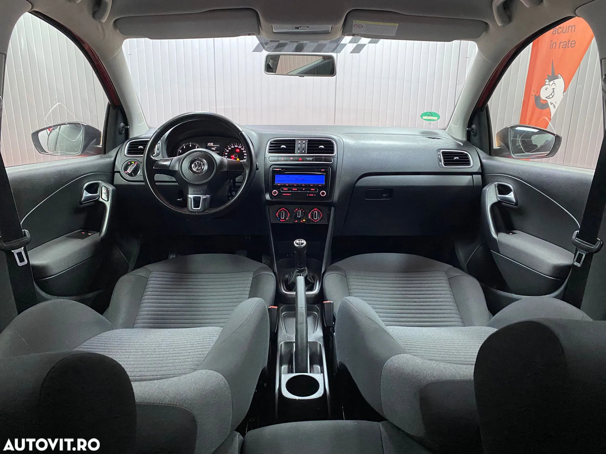Volkswagen Polo - 4