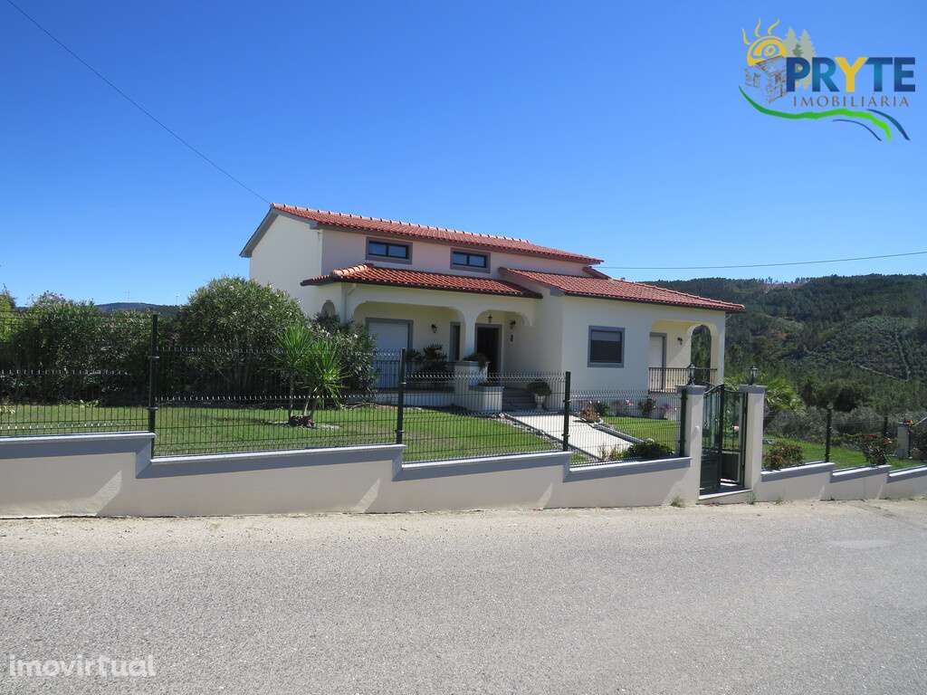 Moradia T3 situada perto da Vila da Sertã - Grande imagem: 3/60