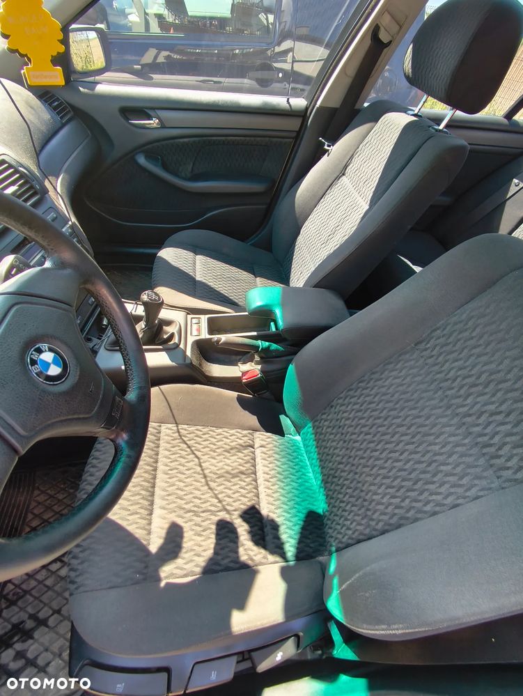 BMW Seria 3 320d - 10