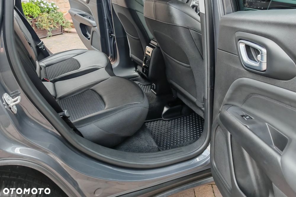 Jeep Compass 1.5 T4 mHEV Altitude Winter Edition FWD S&S DCT - 11