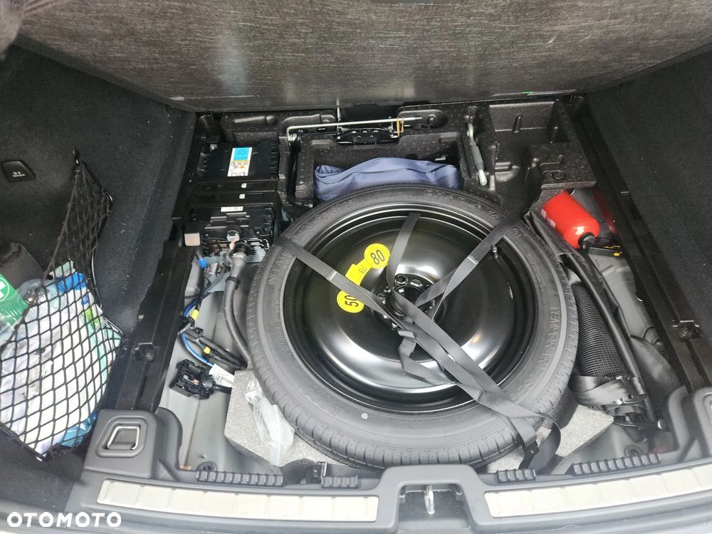 Volvo XC 60 B4 D AWD Ultimate Dark - 24