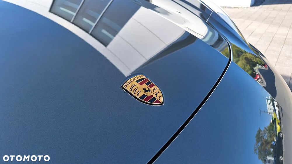 Porsche Panamera 4 E-Hybrid - 10