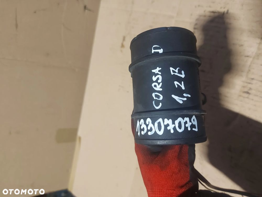 Przepływomierz Opel Corsa D 1.2b 13307079 - 5