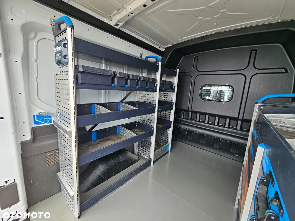 Ford Transit - 10