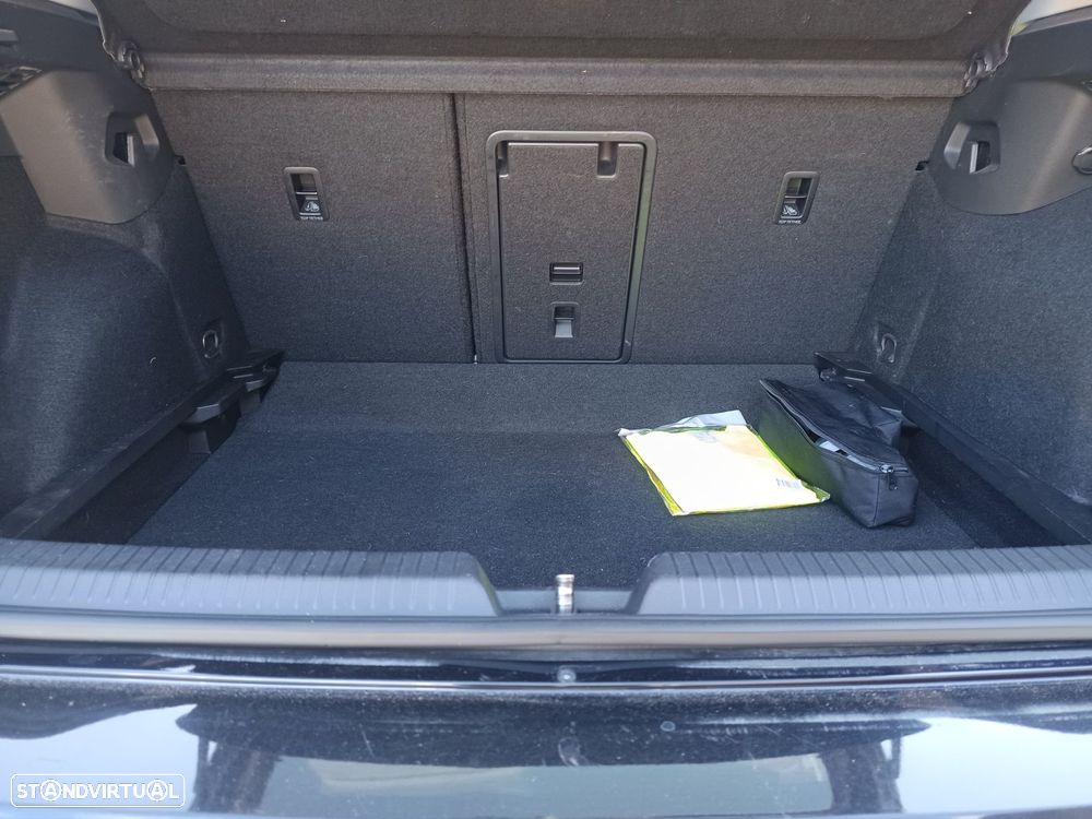 VW Golf 2.0 TDI Life - 11