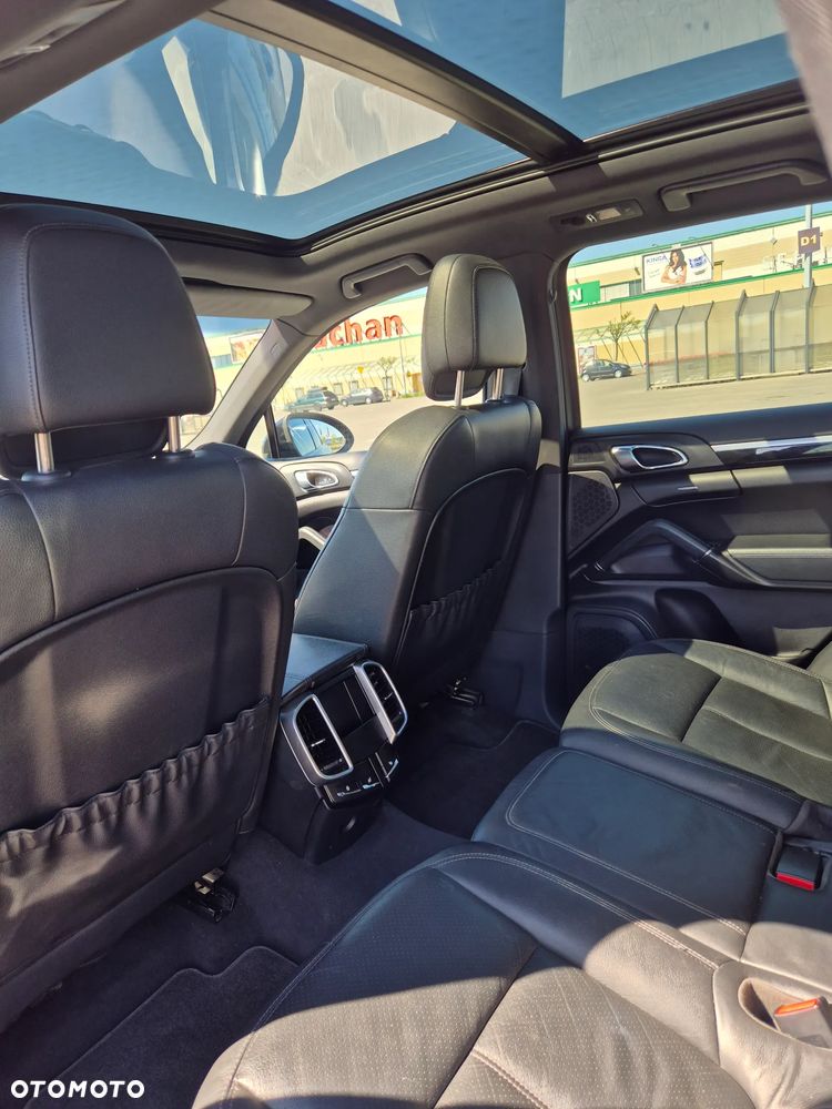 Porsche Cayenne S Diesel - 28