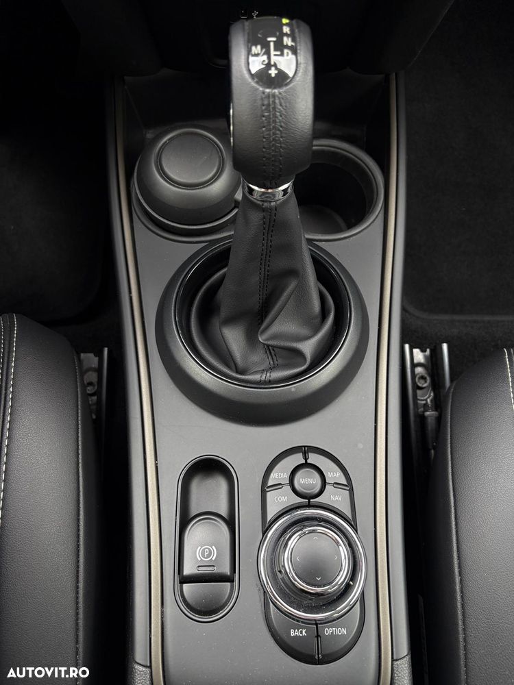 Mini Countryman Cooper SE ALL4 AT - 9