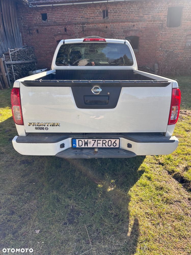 Nissan Frontier - 5