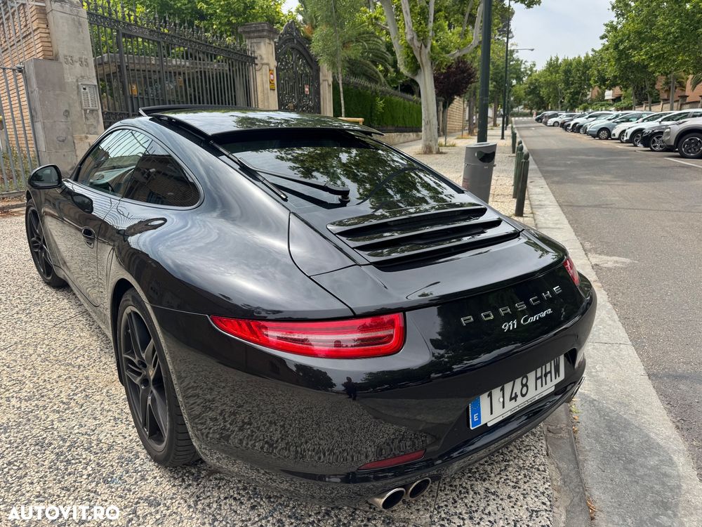 Porsche 911 Carrera PDK Black Edition - 16