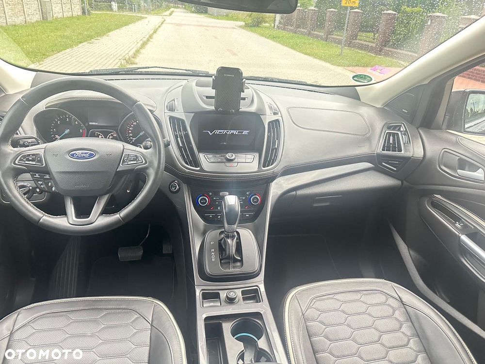 Ford Kuga Vignale 2.0 TDCi AWD - 12