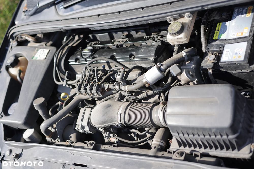 Peugeot 307 2.0 Mistral - 19