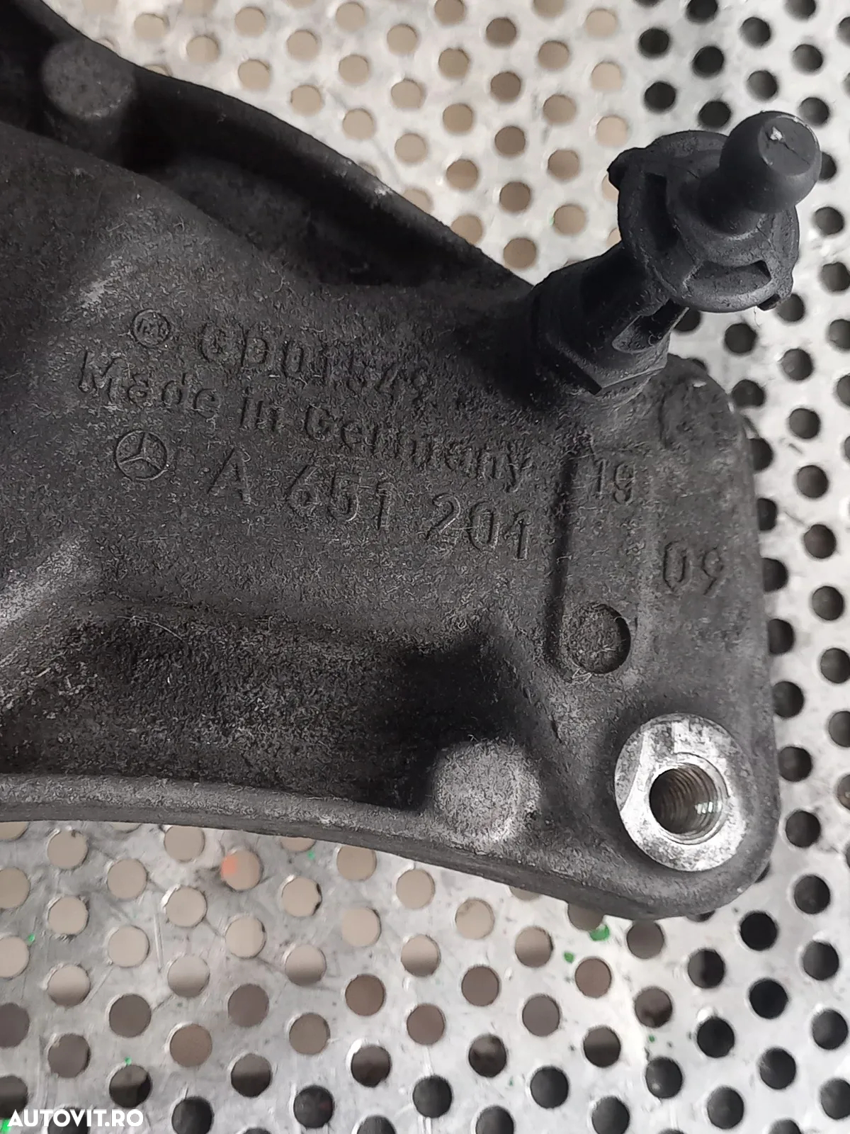 Suport Role Accesorii Mercedes C Class W204 E Class W212 2.2 Cdi Euro 5 Motor 651 - Dezmembrari Ara - 6