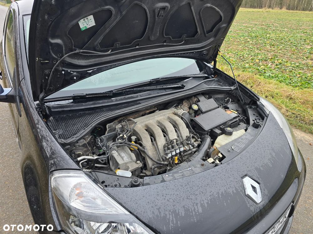 Renault Clio 1.6 16V 130 GT - 14