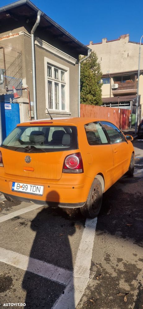 Volkswagen Polo 1.4 TDI Comfortline - 2