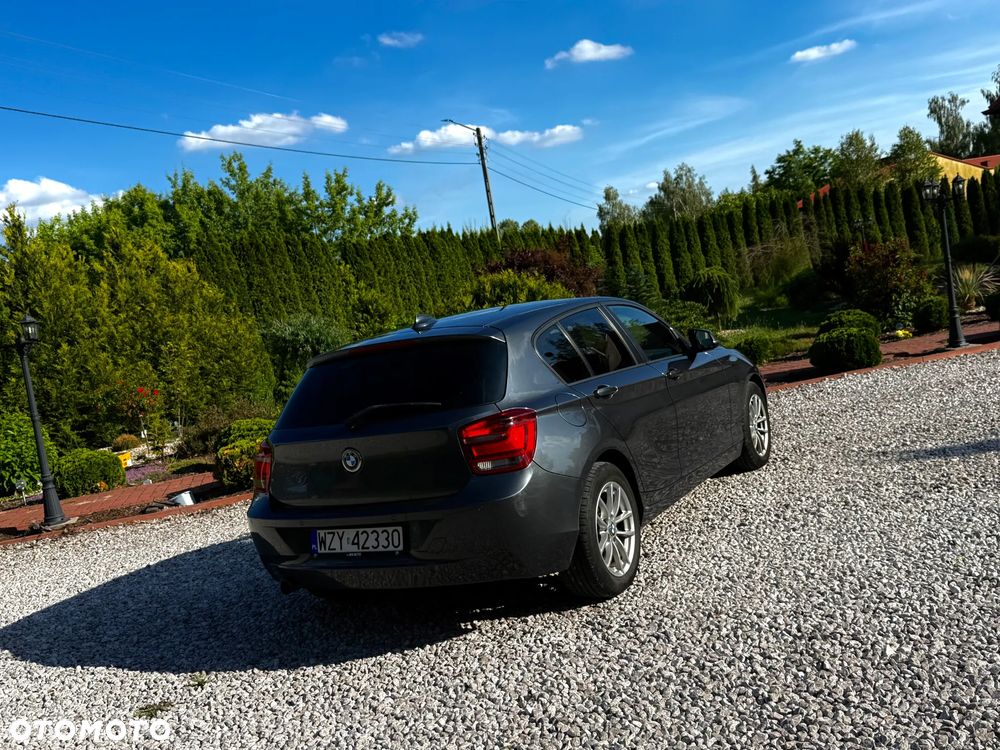 BMW Seria 1 120d Sport Line - 9