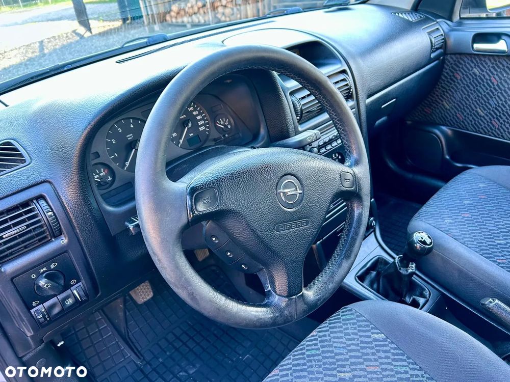 Opel Astra - 23