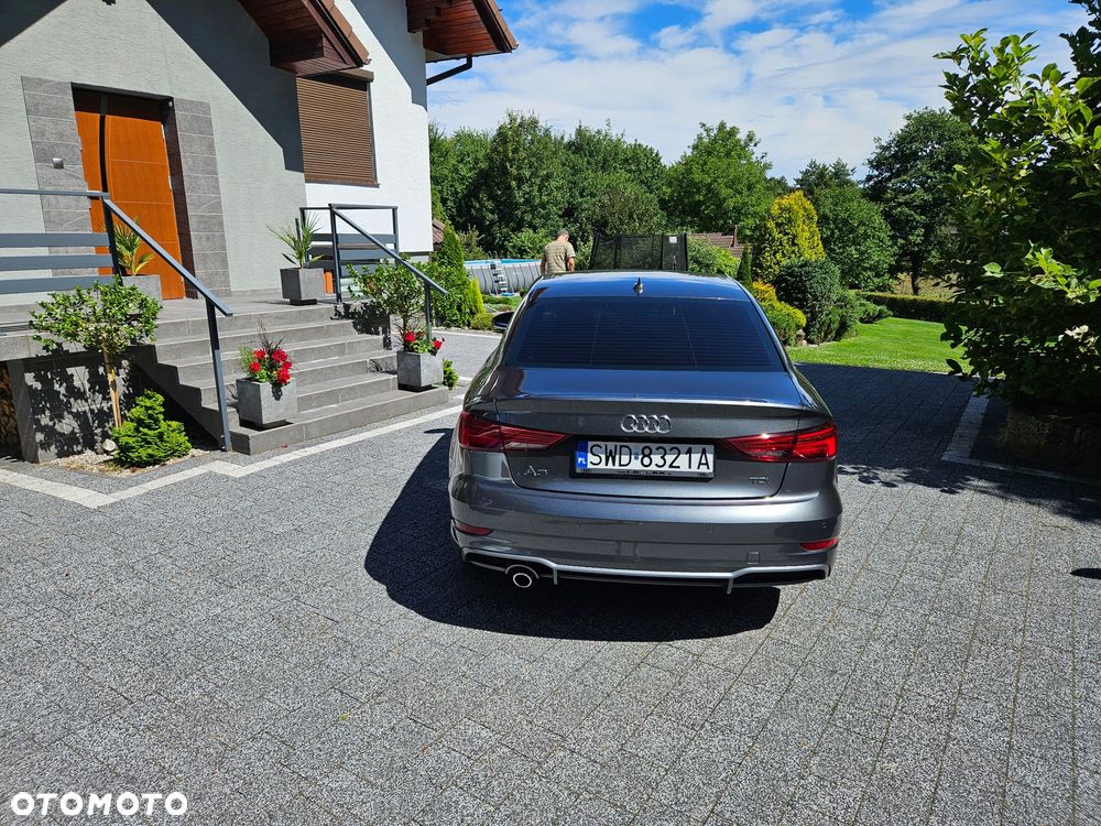 Audi A3 Limousine 1.6 TDI(clean diesel) S tronic S line Sportpaket - 3