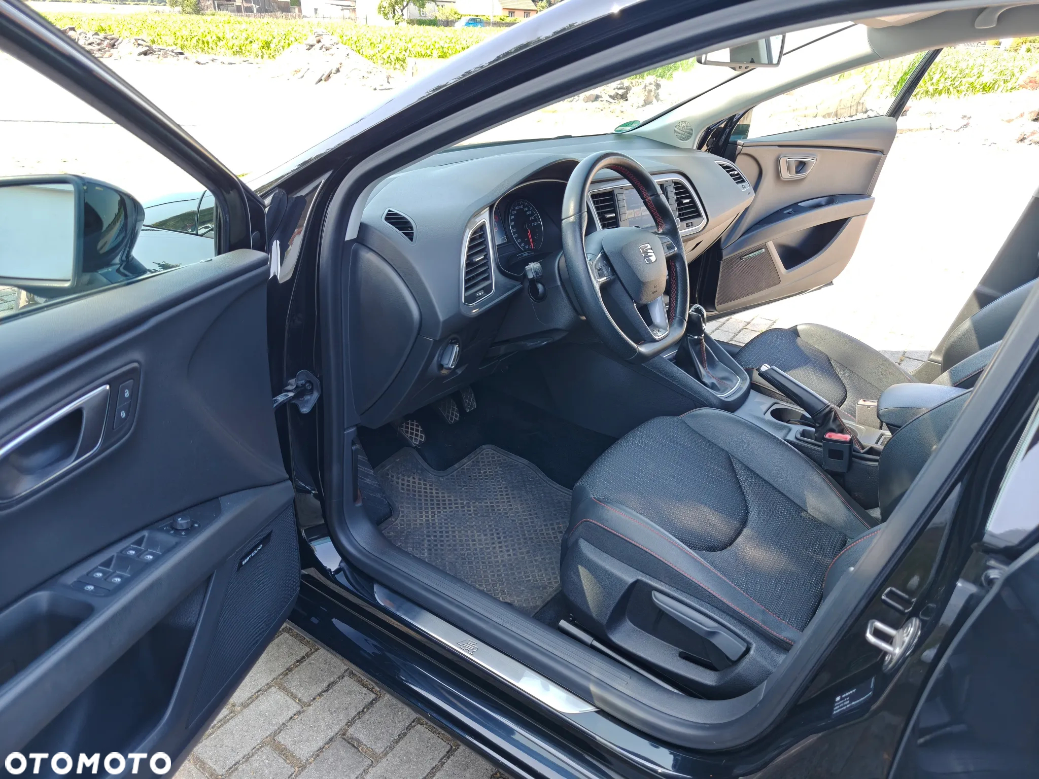 Seat Leon 2.0 TDI FR Black S&S - 21