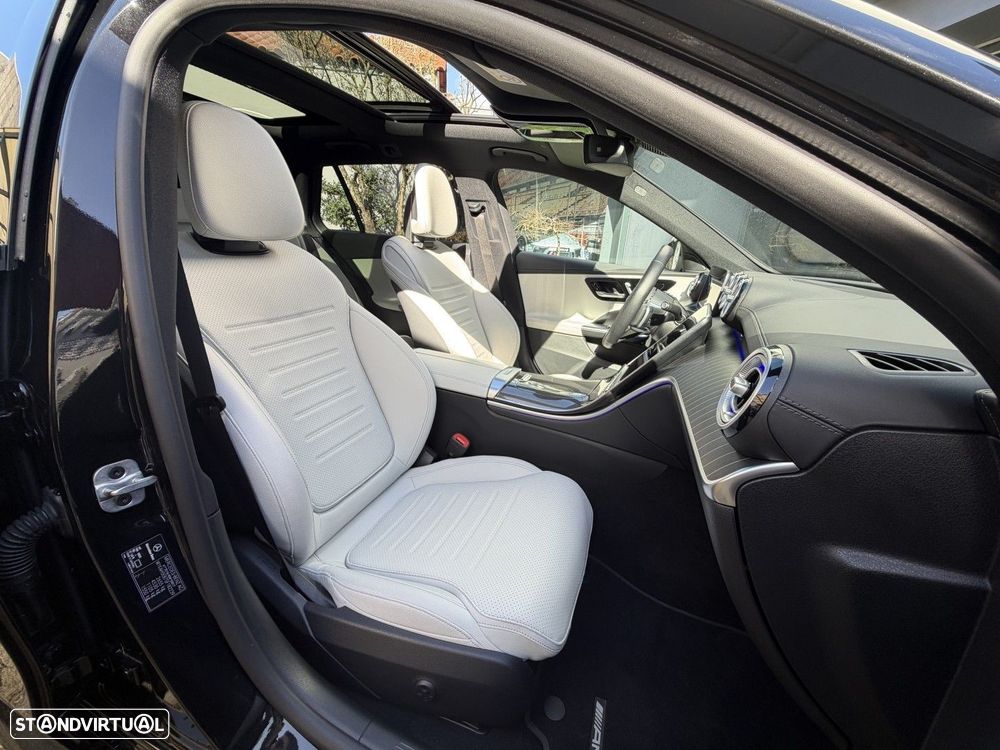 Mercedes-Benz C 300 e T 9G-TRONIC AMG Line - 12