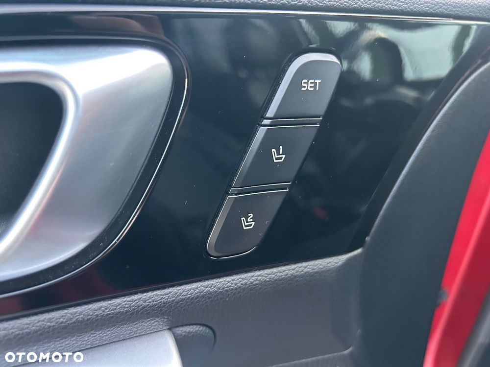 Kia XCeed 1.6 T-GDI L Business Line DCT - 25