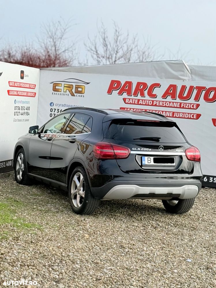 Mercedes-Benz GLA 200 d 4MATIC Aut. - 4