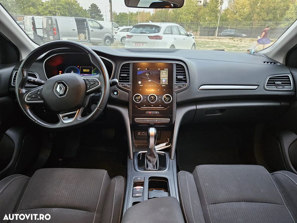 Renault Megane Grandtour E-TECH Plug-in 160 BUSINESS EDITION - 5