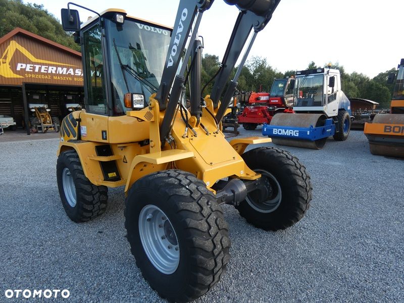 Volvo L30B PRO / Z Niemiec / ORG. 7.120mtg / Bardzo ładne / - 30