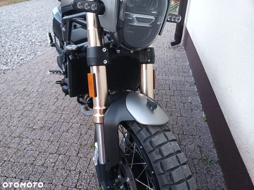 Benelli Leoncino Trail - 9