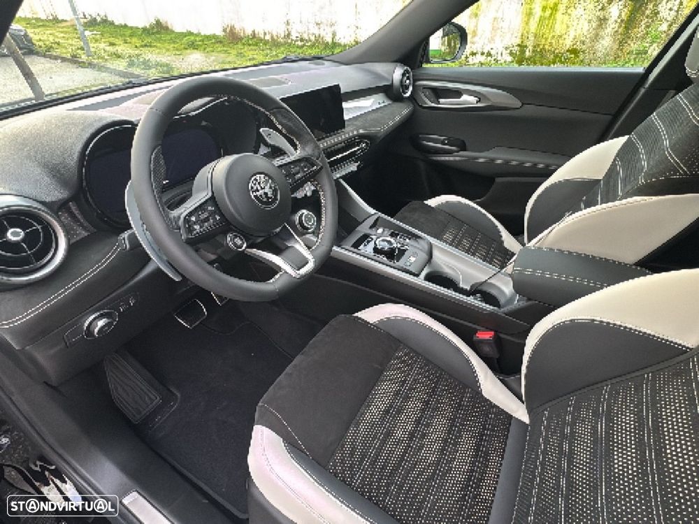 Alfa Romeo Tonale 1.5 VGT Hybrid Sport Speciale - 12