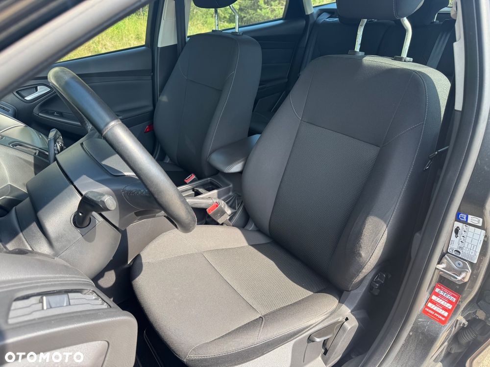 Ford Focus 1.0 EcoBoost Trend - 10