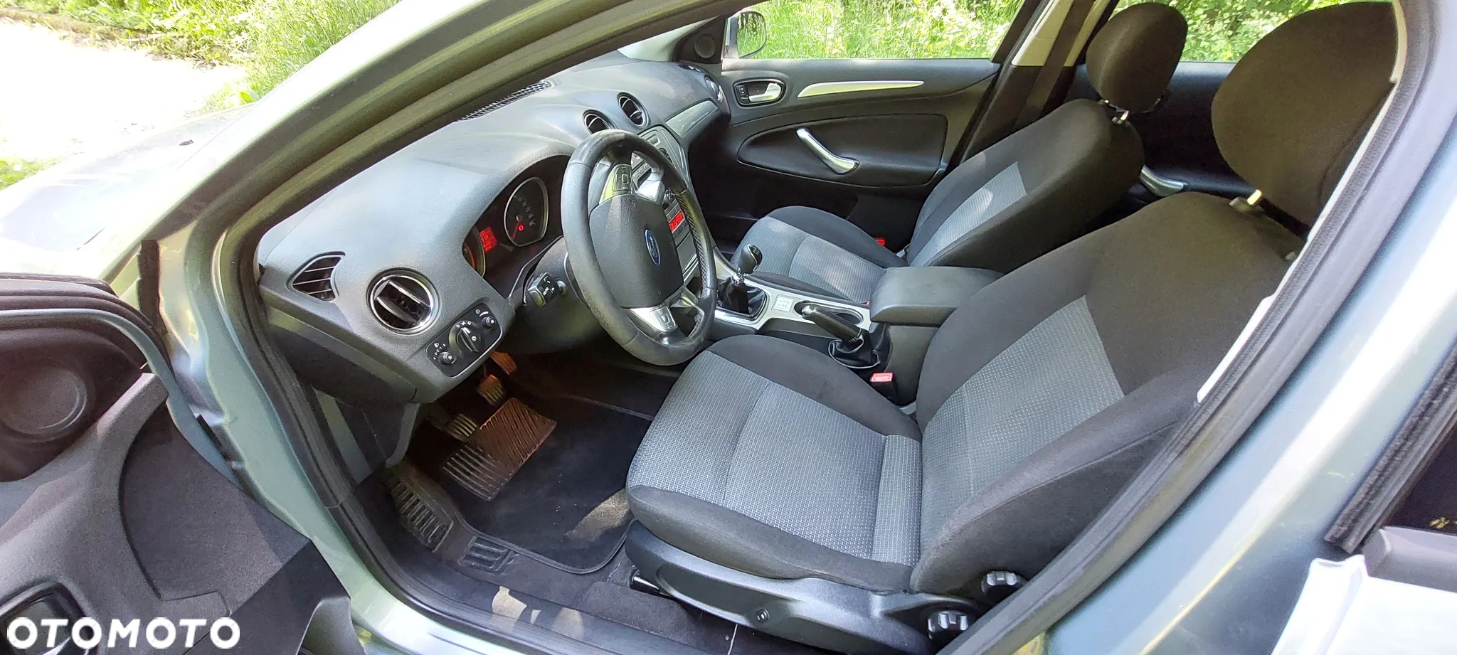 Ford Mondeo Turnier 2.0 TDCi Ambiente - 9
