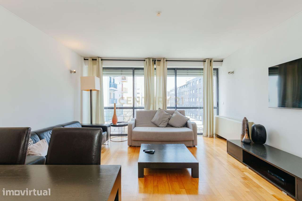 T2 - Condominio Portucalle - Parque das Nações - Grande imagem: 2/27
