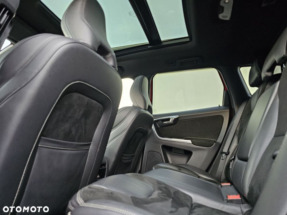 Volvo XC 60 D3 R-Design - 29