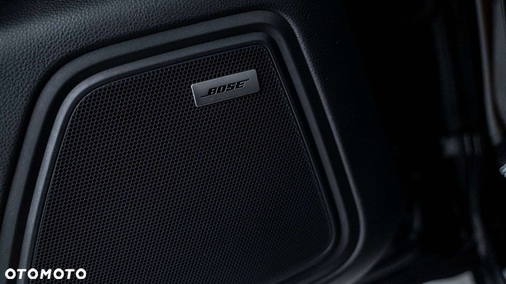 Porsche Macan T - 28